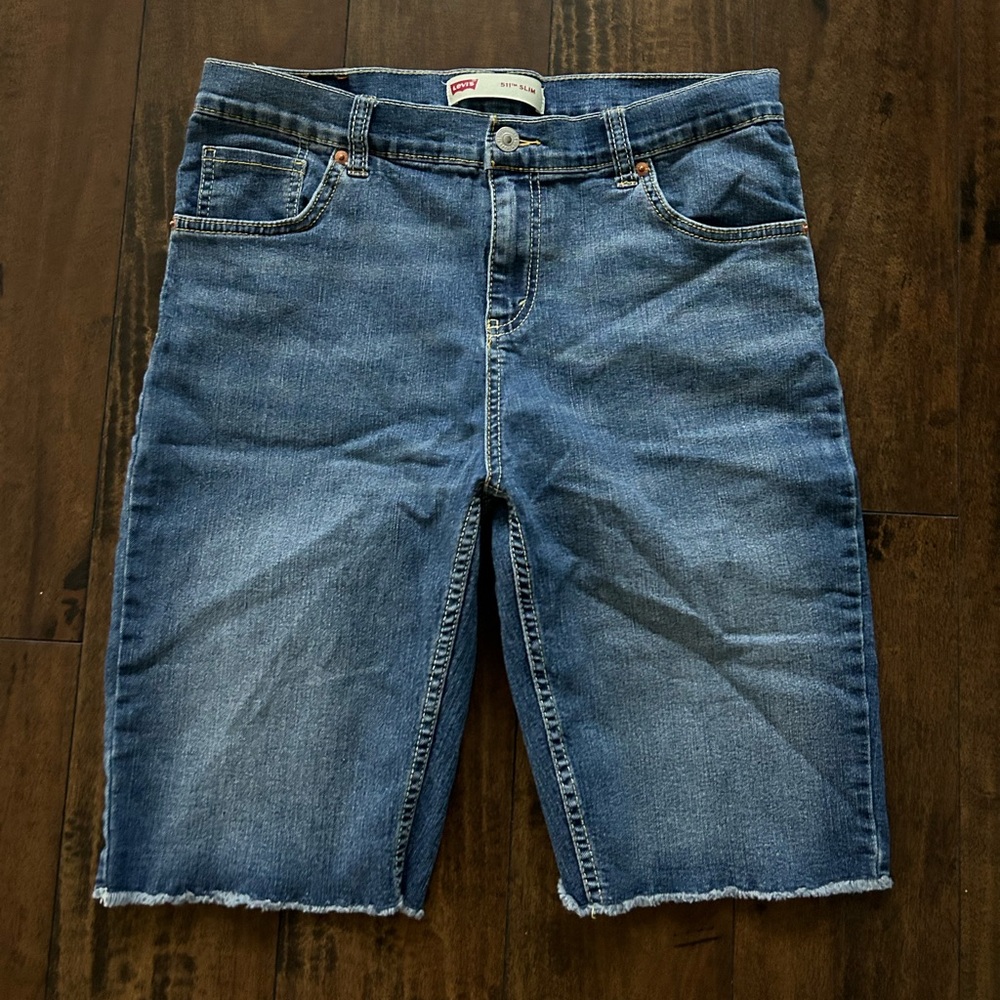 Men Levi’s 511 Slim Fit Shorts